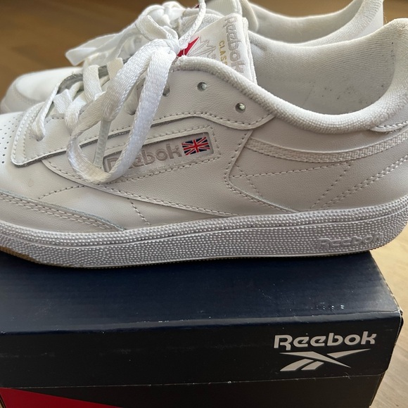 Reebok Classic White Leather Sneakers - Picture 1 of 5